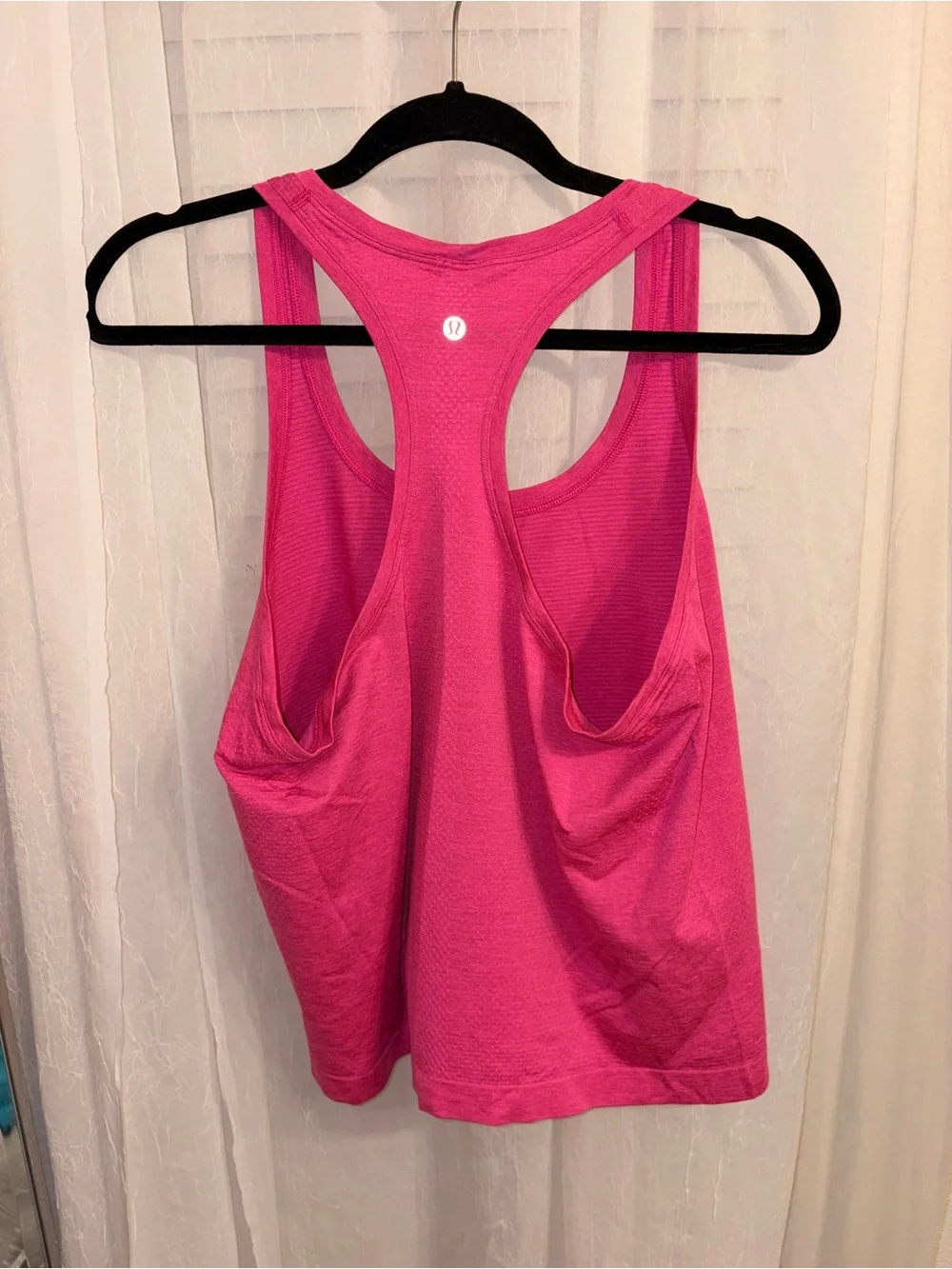 Lululemon Swiftly Tech Racerback Tank Top 2.0 *Race Length Sonic Pink